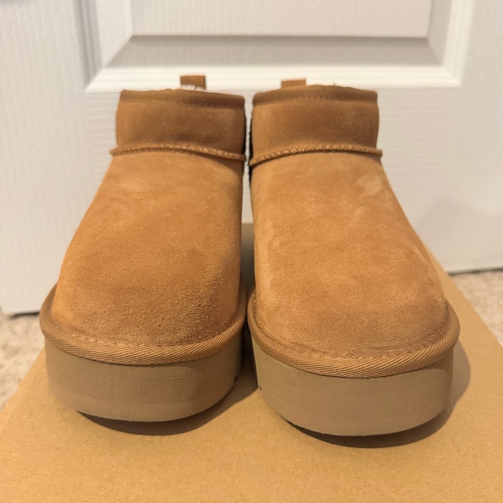 UGG Classic Ultra Mini Platform Boots (Kids)